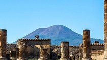 Pompeii and Vesuvius Skip-The-Line Tour with Easy Lunch