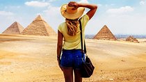  All inclusive Private Giza pyramids ,Sphinx,Museum ,Bazaar