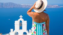 Santorini:The Famous Spots & Blue Domes -4 hours Private Tour
