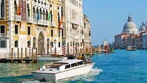 Venice Tour in the Grand Canal with Private Boat (4 hours)