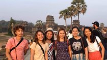 Angkor Wat: Guide to the Grand Circuit Tour and Banteay Srei 