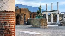 Enjoy Pompeii & Mt. Vesuvius: Semi-Private Tour from Positano
