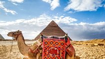 Full-Day Private Guided Tour to Pyramids of Giza Dahshur Sakkara and Memphis