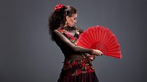 Tapas and Flamenco Show Small Group Tour in Barcelona