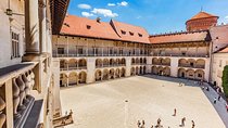 Krakow: Skip The Line Wawel Castle and Hill Guided Tour