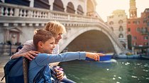 Venice Sightseeing Walking Tour for Kids and Families w/ Local Guide