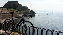 Bicycle around Corfu Town as a Local! 