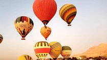Hot Air balloon w-guided tour toValley of the Kings king tut tom 