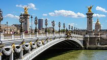 Discover Paris’ most Photogenic Spots with a Local