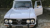 4 Hour Guided Tour in Vintage Alfa Romeo through Rome and Surroundings