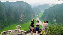 Ninh Binh Small Group Tour from Hanoi to Bai Dinh Trang An Mua Cave 