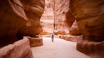 2 Day 1 Night Wadi Rum (Overnight) & Petra Shore Excursion