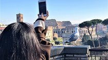 Private Rome WOW Tour in 1 Day: Luxury Car, Guide, Tkts & Lunch! 