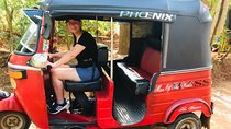 Kandy Tuk Tuk City Tour – Temple of the Tooth, Lake & Viewpoints