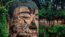 Chengdu One Day Trip from Xiamen by Air: Leshan Giant Buddha, Pandas and More