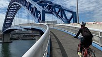Osaka Harbor and Guided Sightseeing Ride