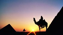 Day tour Giza pyramids, Egyptian Museum with 2:Hrs camel ride during the sunset 