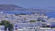 The best of Mykonos tour by a car