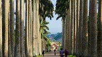 Ghana : Accra: Aburi Botanical Gardens, Cocoa Farms, Waterfalls Trip
