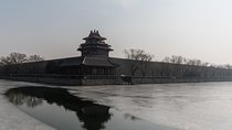 Beijing Private Tour of Forbidden City, Hutong Tours, Acrobatics Show and More