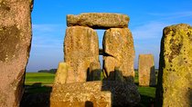 Stonehenge & Windsor Castle Tour 