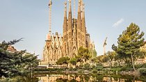  Private Barcelona’s Highlights halfday tour - pick up included
