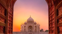 Skip The Line : Taj Mahal & Abhaneri Step Well Tour From Jaipur
