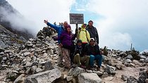 Short Salkantay Trek to Machu Picchu 4 days - private service