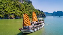 Bai Tu Long bay deluxe cruise 2D/1N: Kayaking, Swimming at pristine places