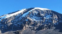 Peep To The Peak (Kilimanjaro day hike)