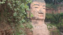 1-Day Chengdu Private tour to Leshan Buddha,Hot Pot Dinner & Sichuan Opera Show