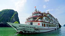 Bai Tu Long Bay Luxury Cruise 2D/1N: Visit Bai Tu Long bay & pristine places