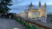 Madrid Sunset and Night Lights eBike tour