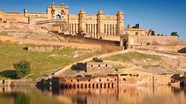 Jaipur Private Full-Day Tour from New Delhi with Lunch 