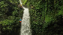 Intermediate canyoning trip in Bali " Samba canyon "