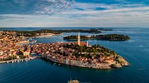 Private Day Trip to Rovinj with wine tasting included from Pula