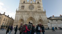 Storytelling tour of Old Lyon