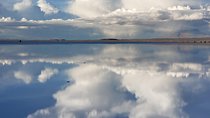 Salar de Uyuni + Bus bed La Paz-Uyuni round trip + Breakfast Tours 1 day