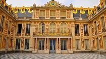 Private Full Day Tour to Versailles and Giverny from Paris with Hotel Pick Up
