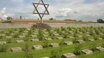 Private transfer from Berlin to Prague with Terezin Concentration Camp stop