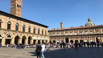 Best walking tour of Bologna
