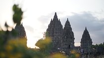 1 Day Yogyakarta tour ( Borobudur temple, Merapi Lava Tour, Prambanan Temple)