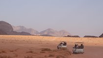 Wadi Rum: 4 Hour Highlights Tour