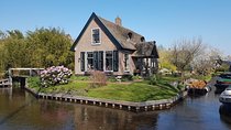 Giethoorn Small-Group Tour from Amsterdam (Max. 8 People)