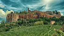 Orvieto and Civita di Bagnoregio SkipTheLine and Lunch from Rome