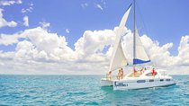 Snorkeling in Isla Mujeres, Luxury Sailing- PRIVILEGE
