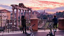 Sunrise in Rome: E-Bike tour with Italian Breakfast