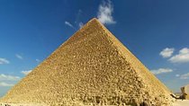 Private Cairo Layover Tour: Pyramids, Grand Museum & Bazaar