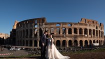 Honeymooners Rome Tour with Professional Photographer and Driver