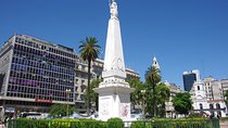 Half Day Walking Private Tour Discovering Plaza de Mayo and San Telmo